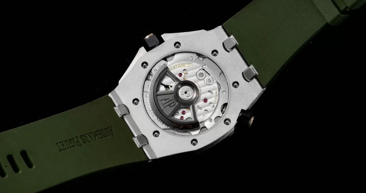 Royal Oak Offshore Diver 15720 42mm SS / RU Green / Stk ZF A4308 - Image 8