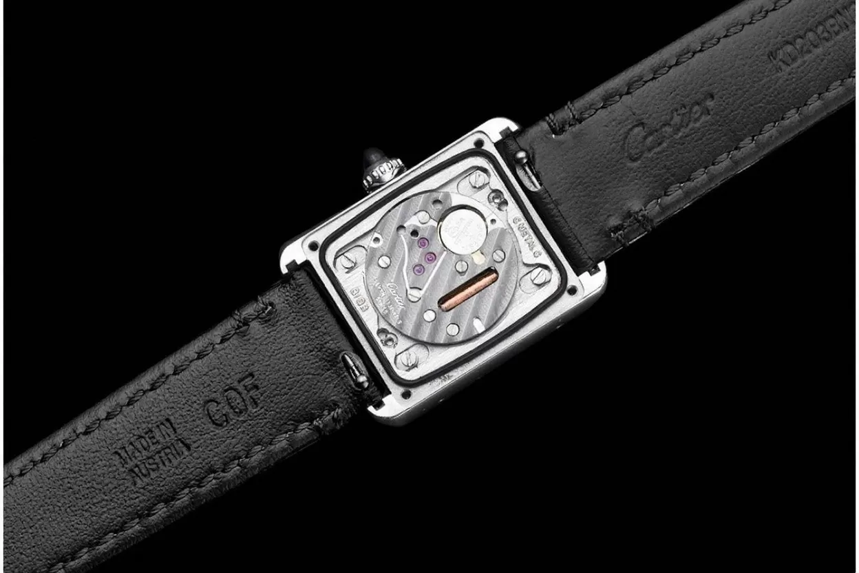 Tank Must Small White dial On Black Leather Strap K11F Quartz - Image 8