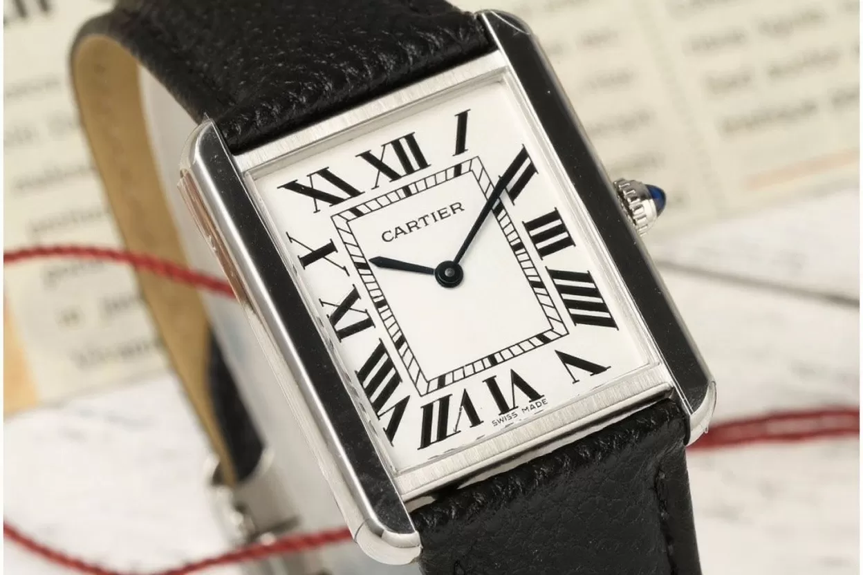 Cartier ?C Tank Solo 27.4mm White Dial on Lychee Grain Leather AF Quartz - Image 3