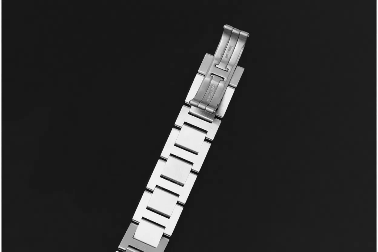 Ballon Bleu 36mm SS / SS White Dial V6F Quartz - Image 17