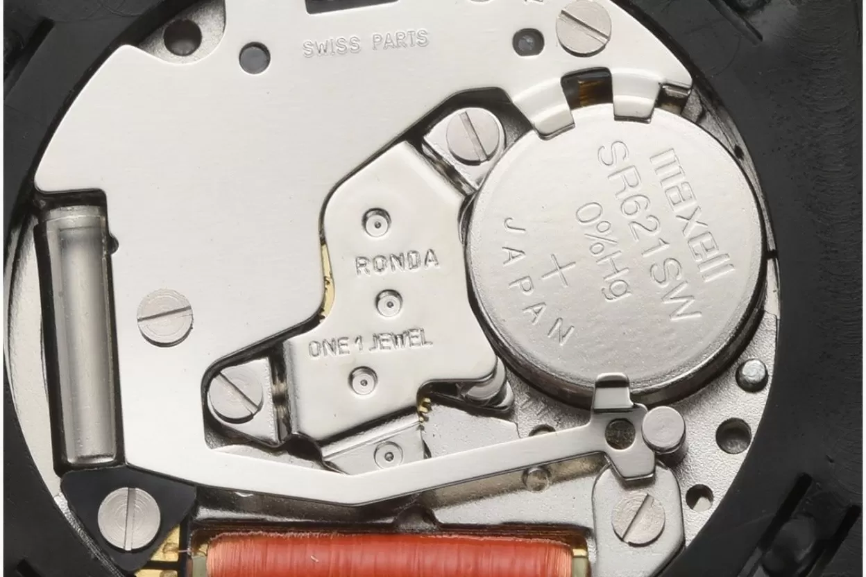 Tank Louis 25.5mm Date YG / LE Silver Dial AF Quartz - Image 9