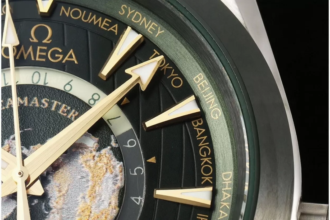 Aqua Terra 150M 43mm Worldtimer SS / SS Green Dial VSF A8938 - Image 4