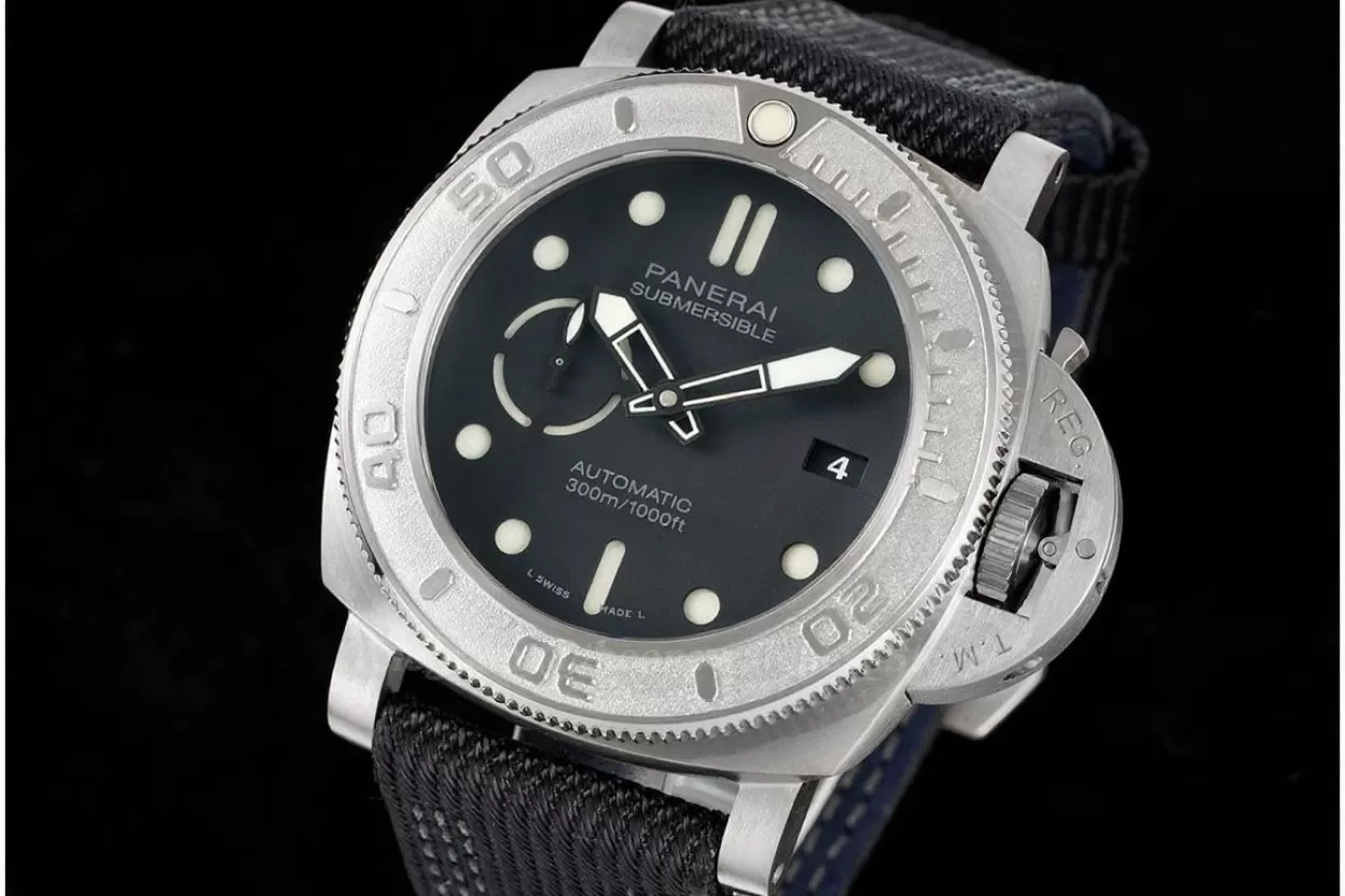Submersible PAM984 Mike Horn 47mm TI / NY Black Dial VSF P9010