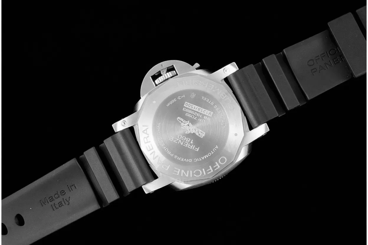 PAM683 Submersible 42mm SS / RU Black VSF P900 - Image 8