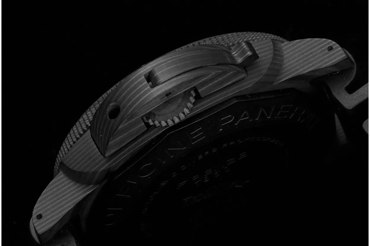 PAM1039 Submersible Luna Rossa GMT 47mm Carbon / RU VSF P9010 Super Clone - Image 6
