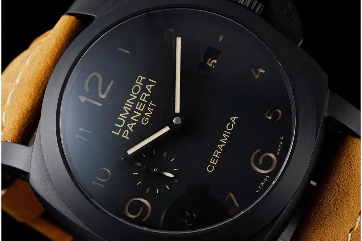 Luminor PAM441 GMT 44mm Ceramic / LE Black Dial SBF P9001 - Image 4
