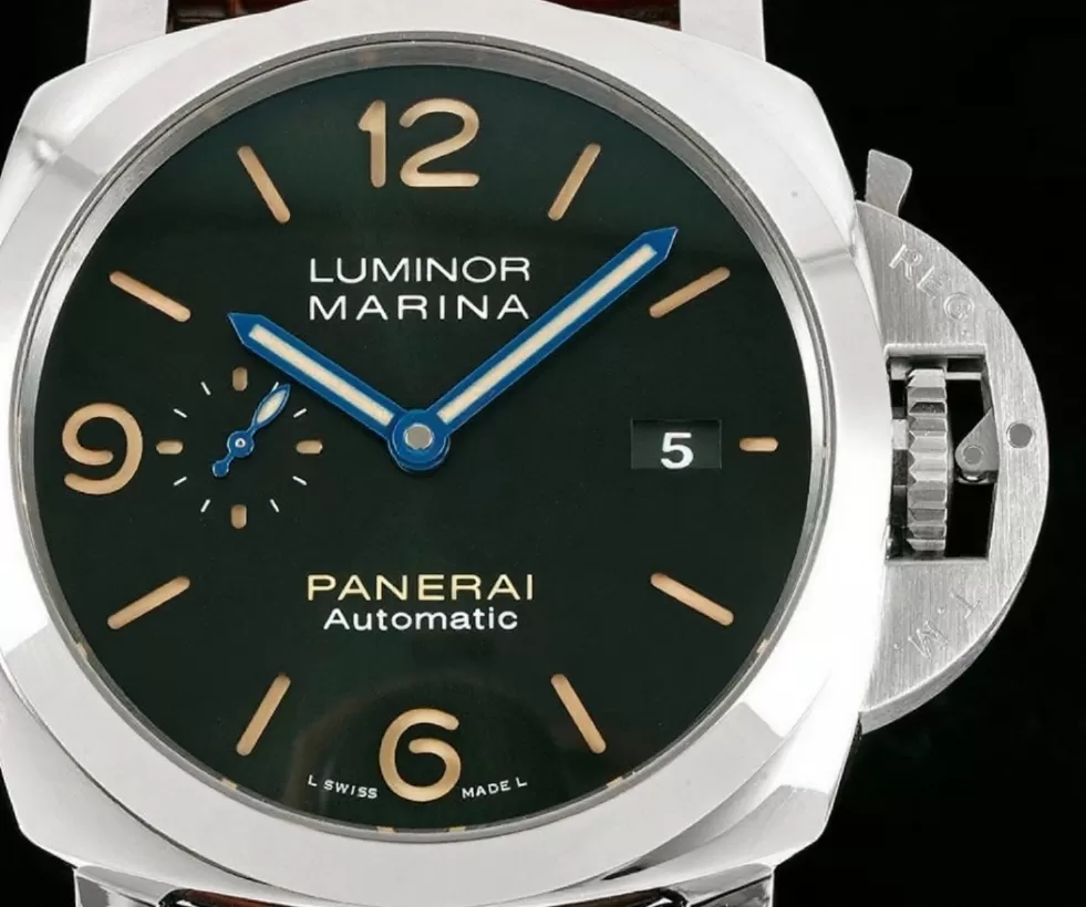Luminor Marina PAM1116 44mm SS / LE Green VSF P9010 - Image 3