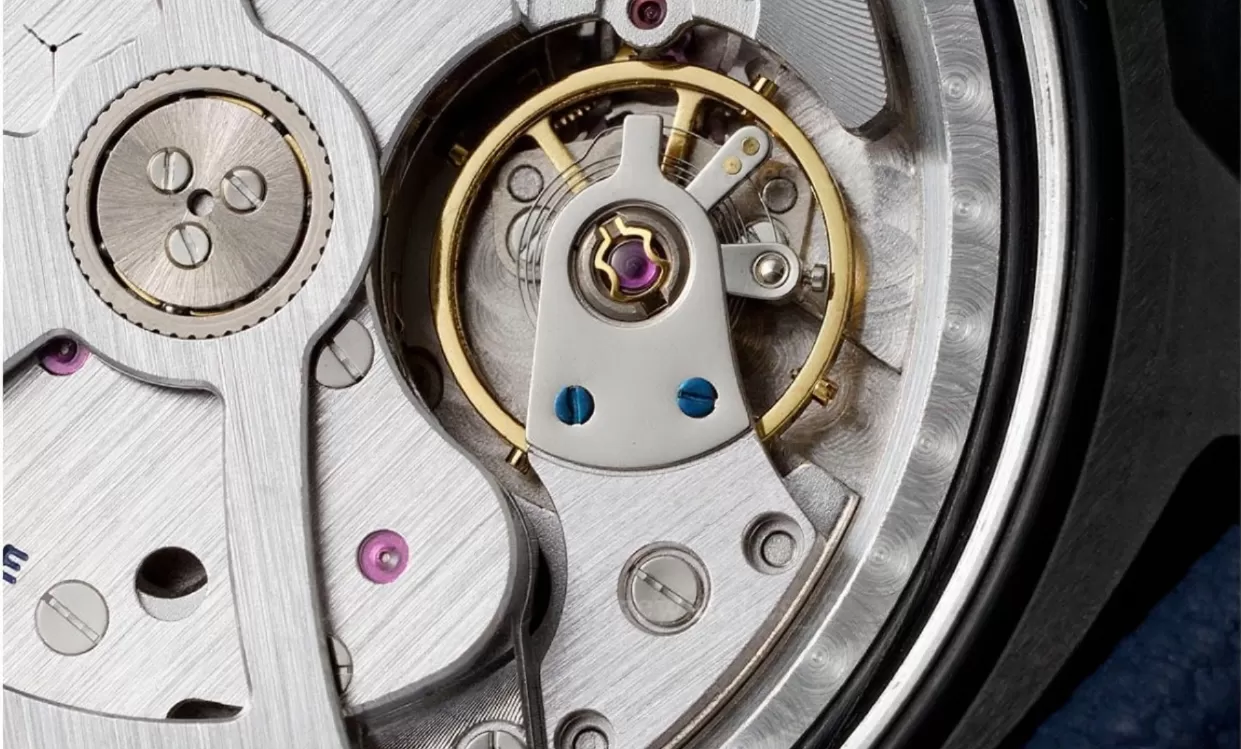 Luminor PAM1529 Luna Rossa 44mm FC / RU Blue Dial VSF P9010 - Image 10
