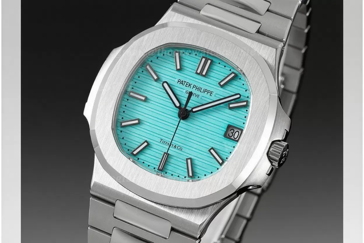 Nautilus 40mm 5711 Tiffany Blue SS / SS 3KF A330