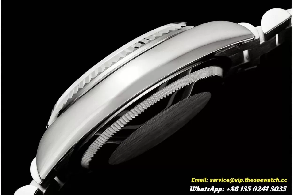 DayDate 128239 36mm SS / SS Silver / Stk QF V3 VR3255(Gain Weight) - Image 9
