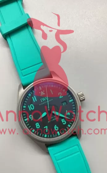 Pilot Mark XX Mercedes ?C AMG PETRONAS F1 40mm TI / LE Black Dial M+F MY9015